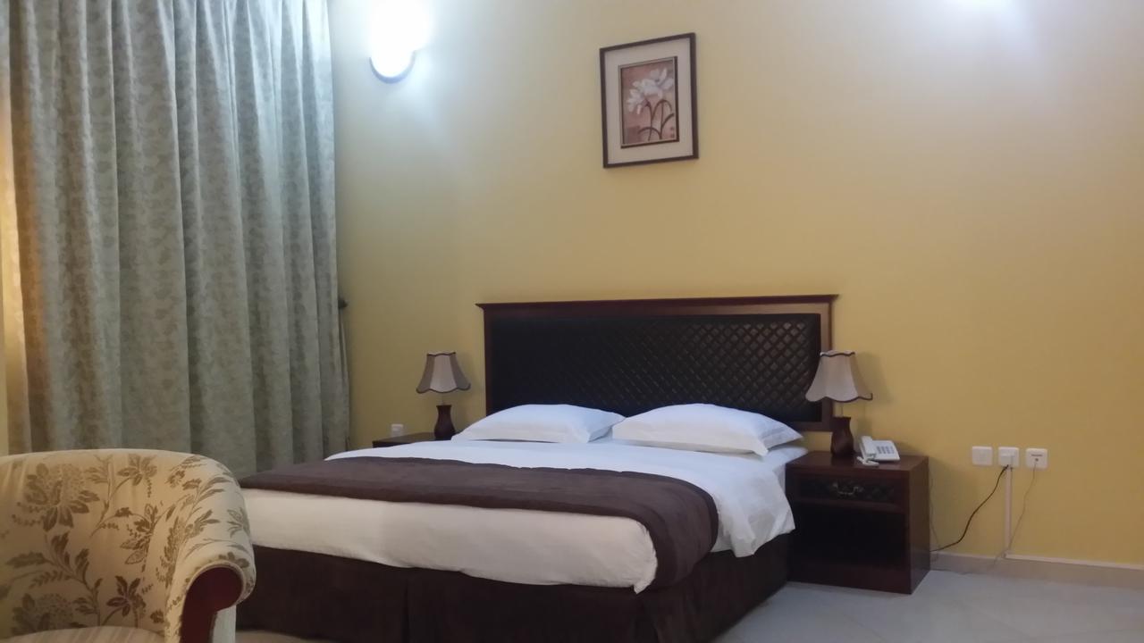 Aryana Hotel Al Buraimi Buitenkant foto